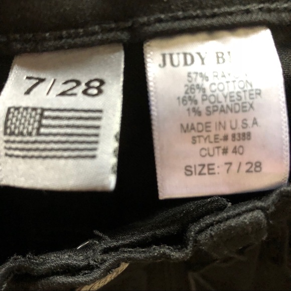 🖤JUDY BLUE Black Jeans - Picture 5 of 8